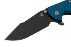 Rick Hinderer XM-18 3.5” Skinny Harpoon Spanto, Battle Black, Blue Black G10, Navaja -Navaja Tienda HRK XM1835 SHP BBL L 03 hinderer